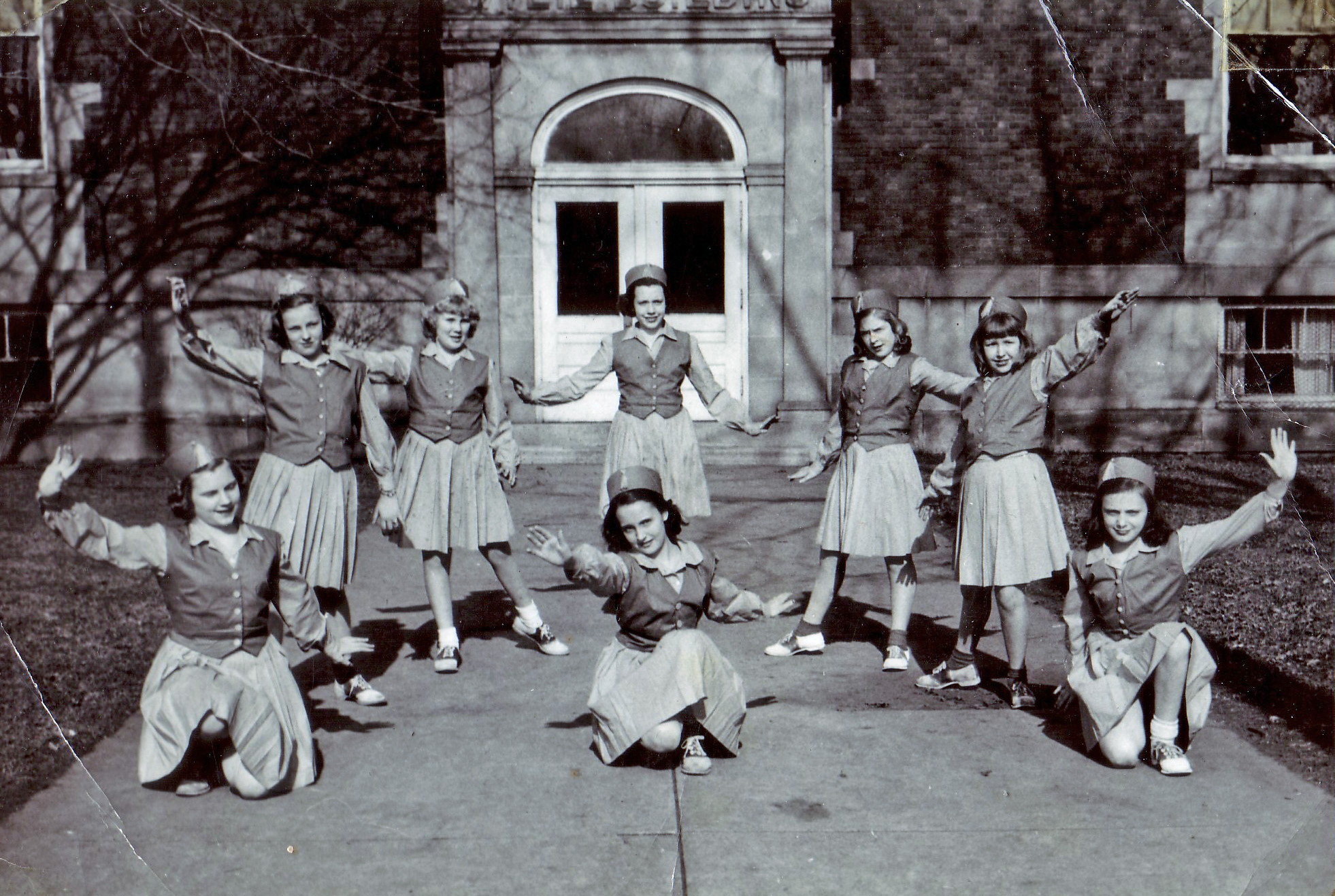 WYLIE 6TH GRADE CHEERLEADERS- 1950-51
Kneeling: Pherbia Mathis, Madge Maupin, Ina Carol Pennington.  Standing: Margie Arrington, Libby Jo Smith, Myra Kay Slavens, Lynn Hogan, Janet Sturgill.